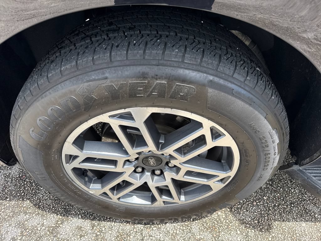 Certified 2025 Ford Expedition Active RWD image 14