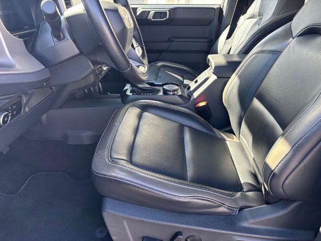 Certified 2025 Ford Bronco Outer Banks AWD/4WD image 14
