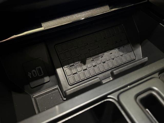 Certified 2025 Ford F150 Raptor image 31