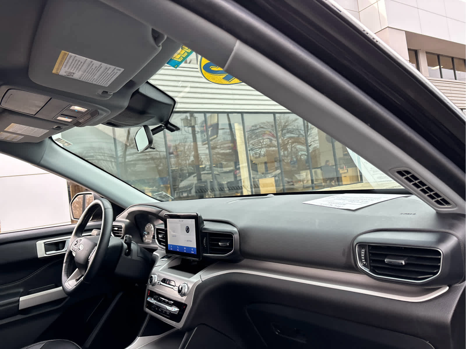 Certified 2022 Ford Explorer XLT w/ Equipment Group 202A image 30