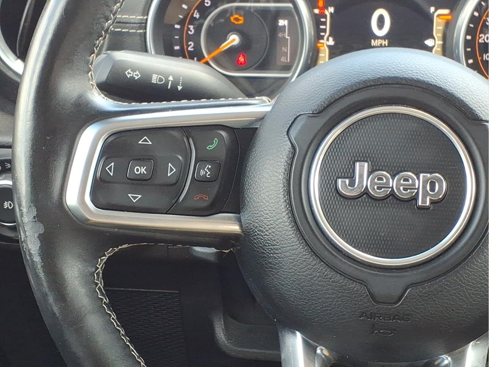 Used 2018 Jeep Wrangler Unlimited Sahara AWD/4WD image 13