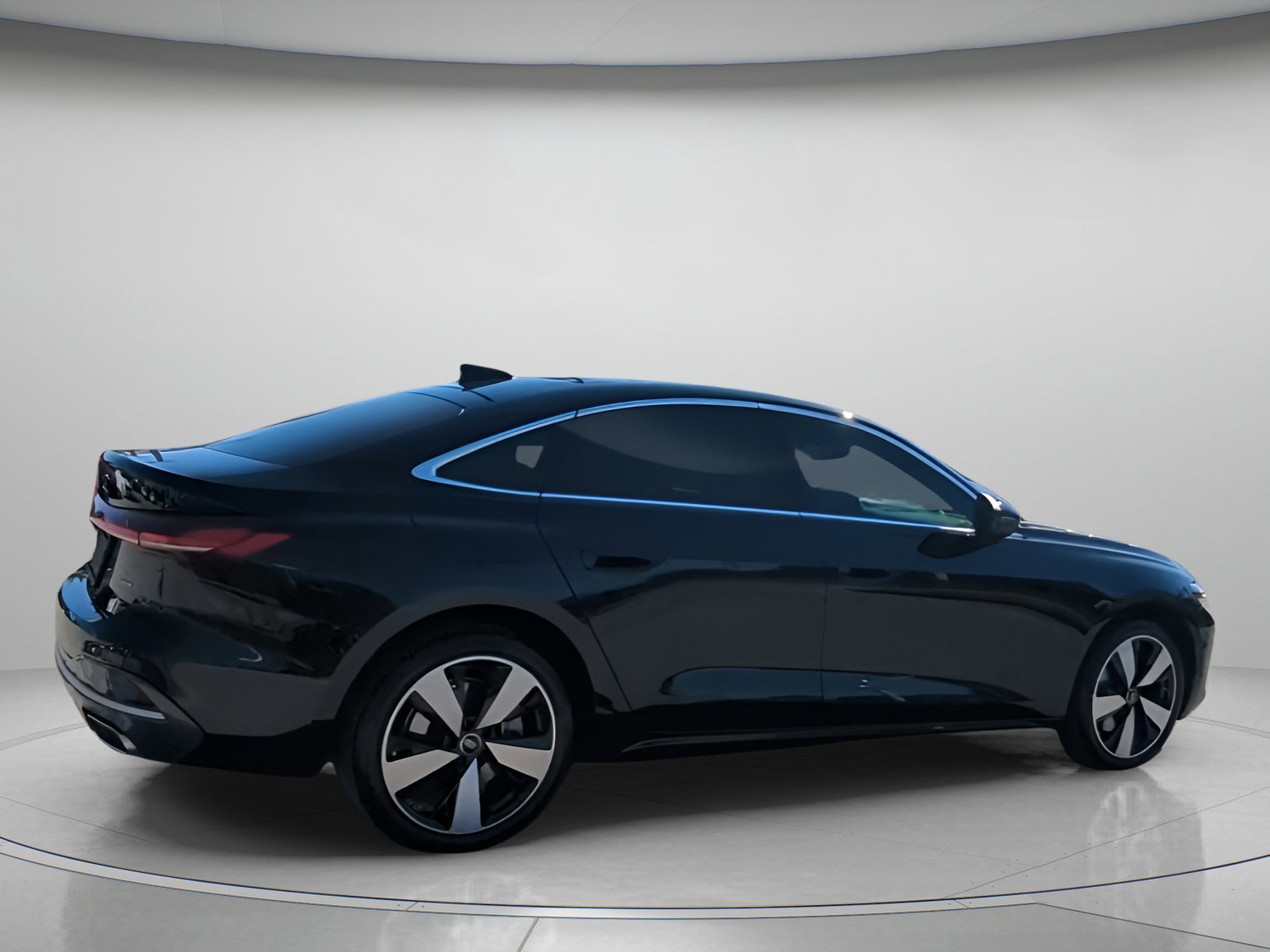 Used 2025 Audi A5 2.0T Premium Plus w/ Premium Plus image 21