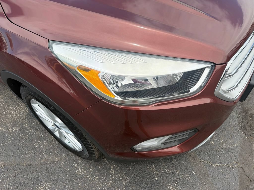 Certified 2018 Ford Escape SE w/ SE Sync 3 Package FWD image 13