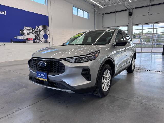 Certified 2024 Ford Escape Active AWD/4WD image 2