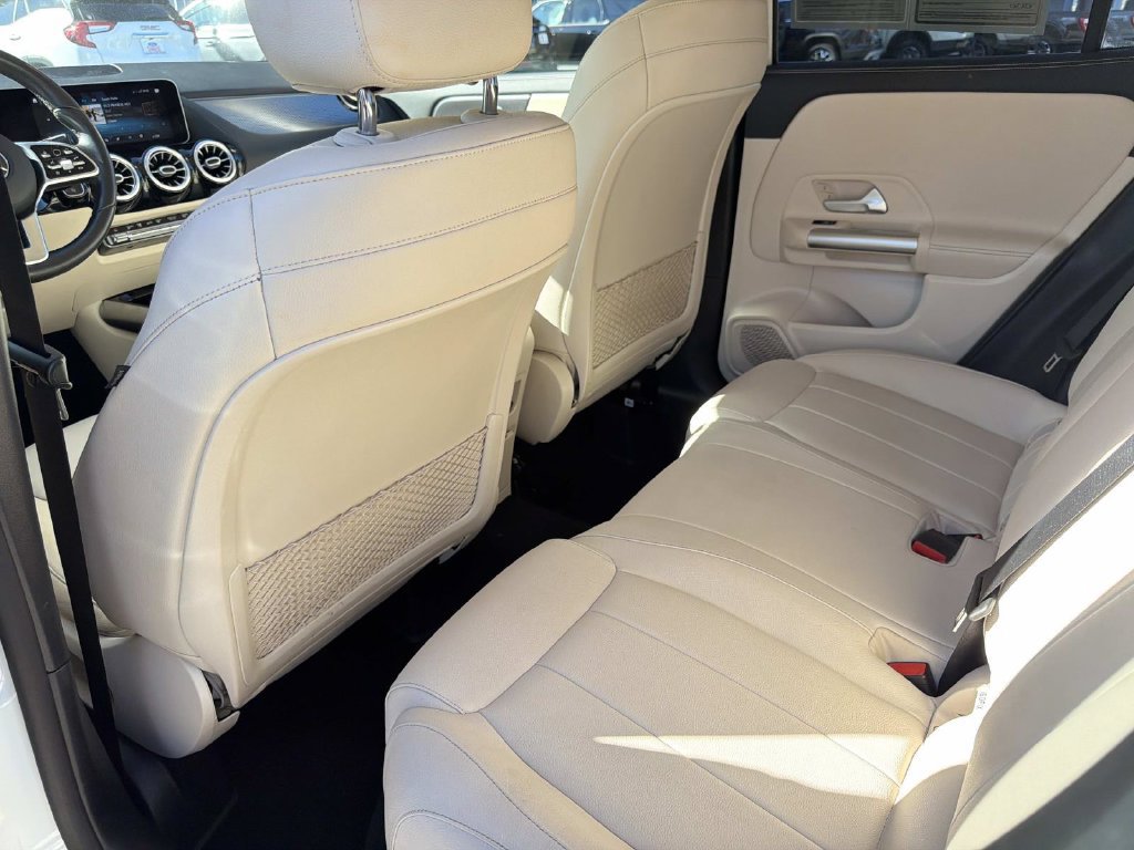 Used 2021 Mercedes-Benz GLA 250 w/ Premium Package image 14