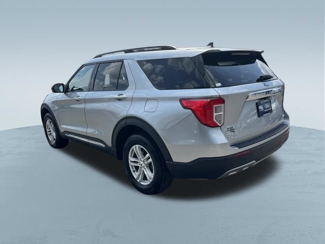Certified 2023 Ford Explorer XLT w/ Equipment Group 202A AWD/4WD image 8