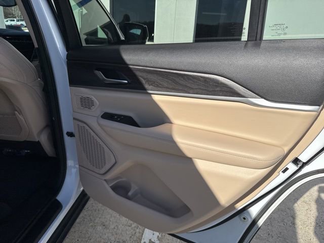 Used 2021 Jeep Grand Cherokee L Limited image 46