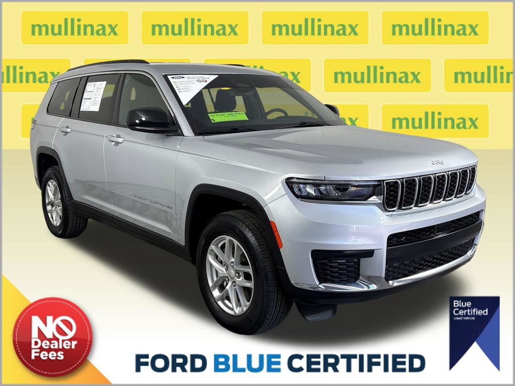 Used 2025 Jeep Grand Cherokee L Laredo RWD image 1