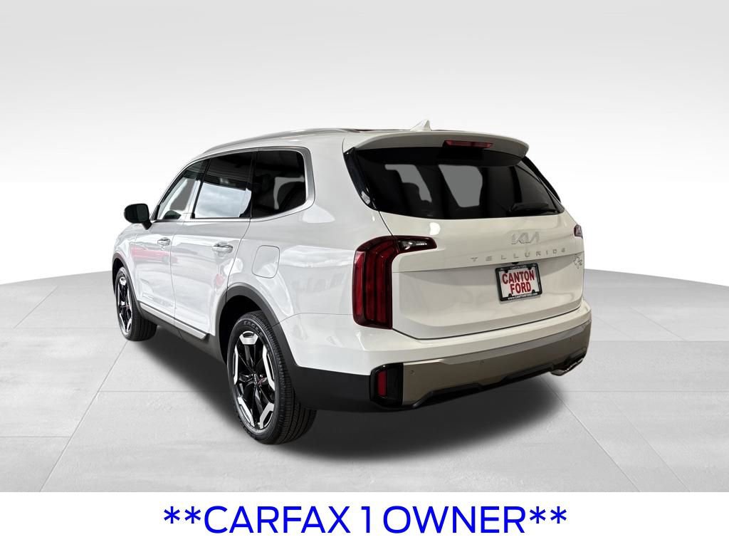 Used 2025 Kia Telluride S FWD image 4