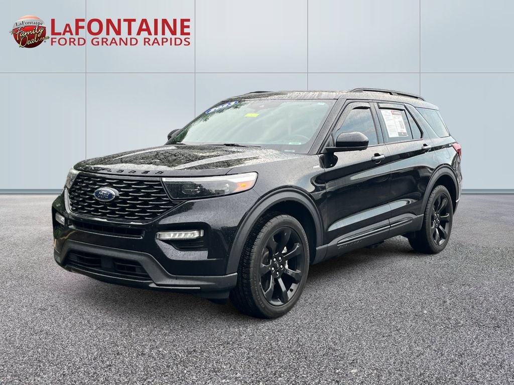 Certified 2023 Ford Explorer ST-Line w/ Class IV Trailer Tow Package