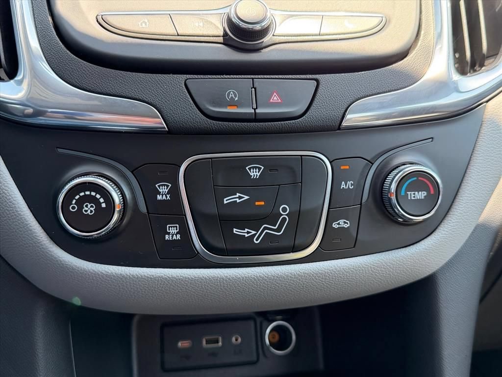 Used 2023 Chevrolet Equinox LS AWD/4WD image 17