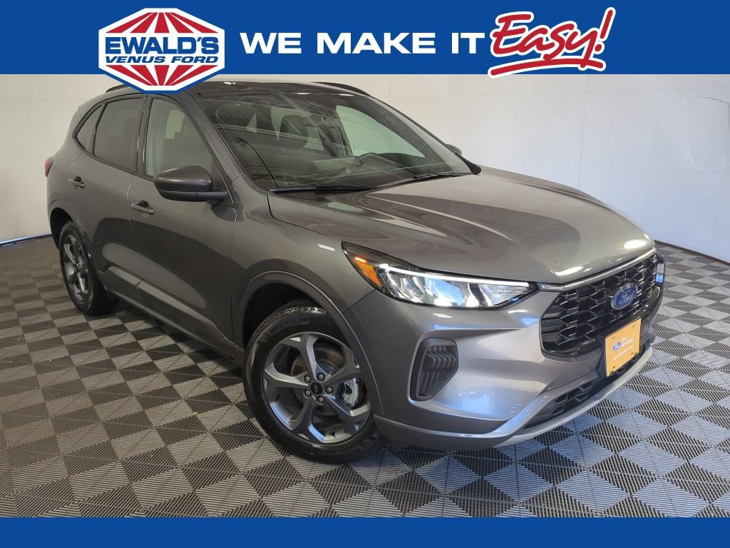 Certified 2023 Ford Escape ST-Line w/ Tech Pack #1 AWD/4WD image 1