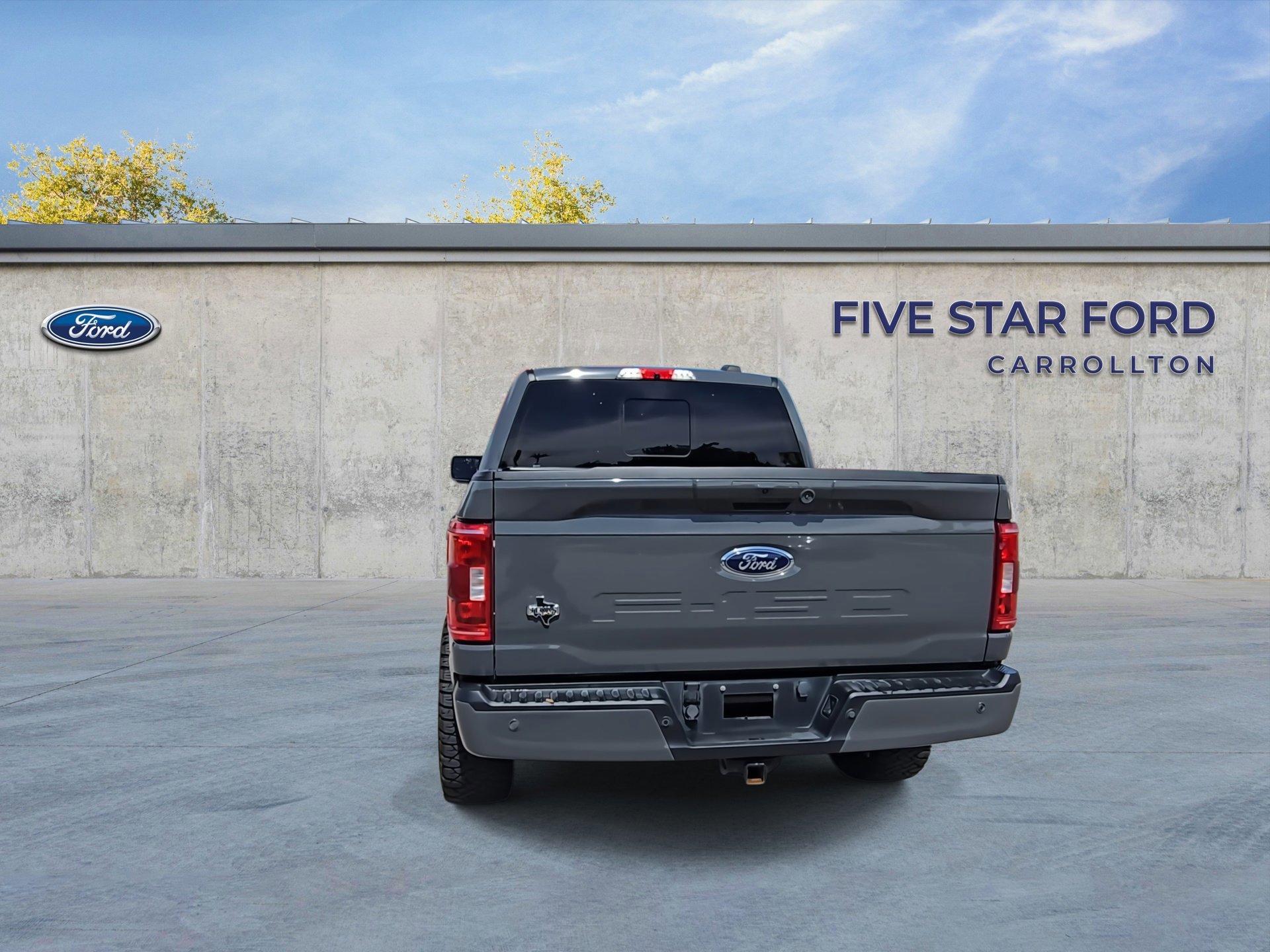 Certified 2021 Ford F150 XLT w/ Equipment Group 302A High image 4