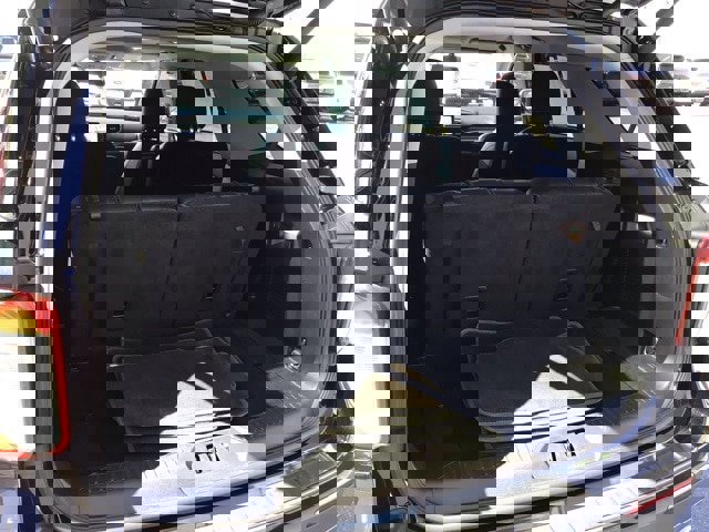 Certified 2022 Ford Explorer XLT w/ Equipment Group 202A image 26