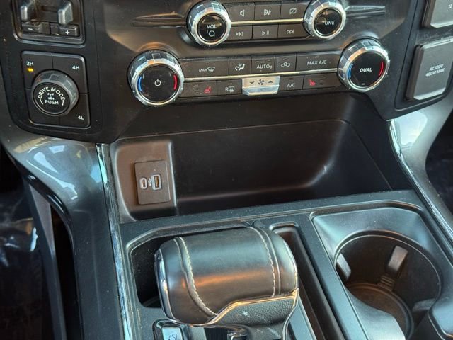 Certified 2022 Ford F150 XLT w/ Equipment Group 302A High image 18