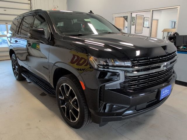 Used 2022 Chevrolet Tahoe RST w/ Luxury Package AWD/4WD image 7