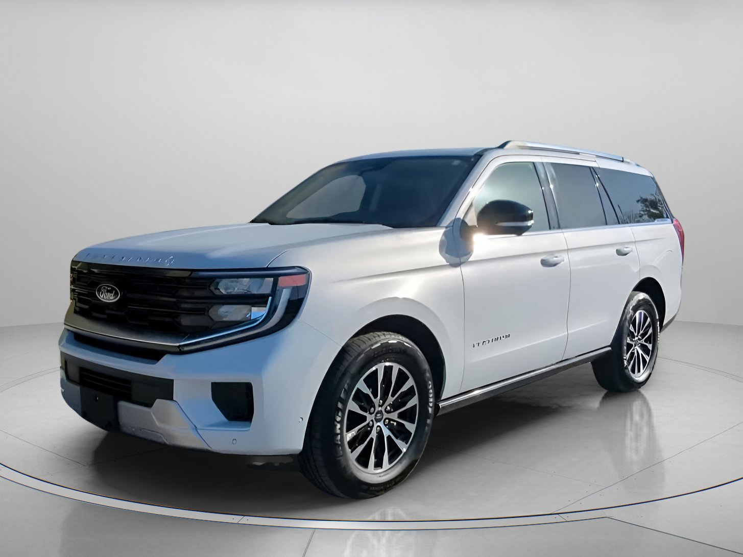 Certified 2025 Ford Expedition Platinum image 4