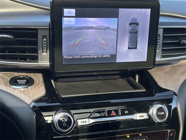 Certified 2023 Ford Explorer Platinum w/ Equipment Group 601A image 28