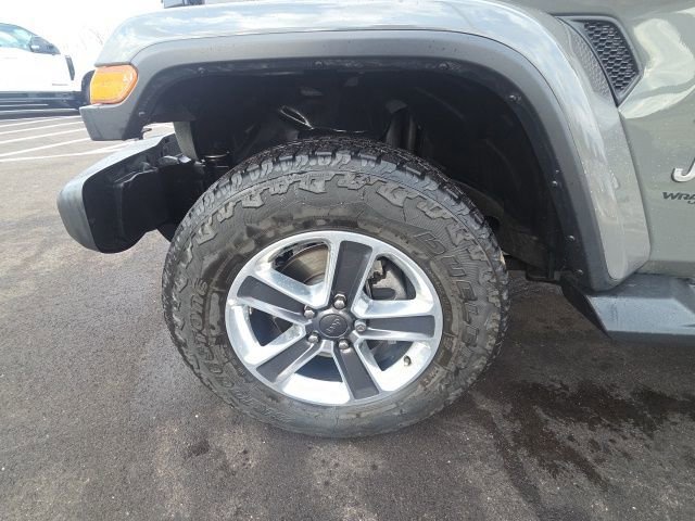Used 2020 Jeep Wrangler Unlimited Sahara image 17