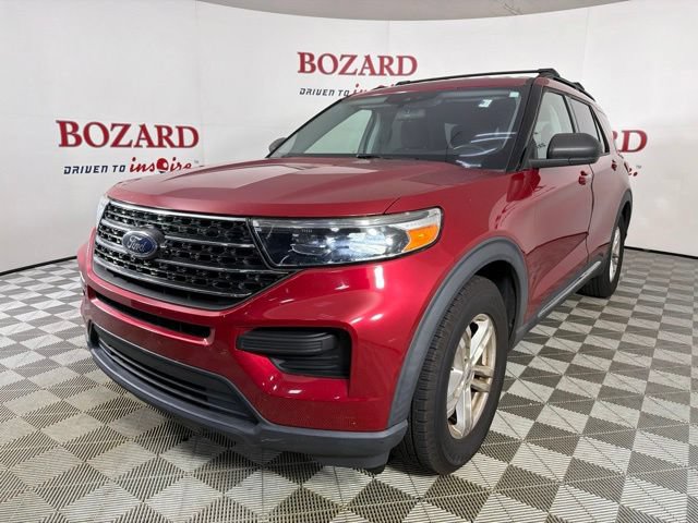 Certified 2020 Ford Explorer XLT w/ Class III Trailer Tow Package RWD image 4