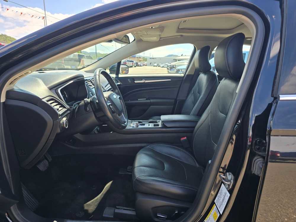 Certified 2019 Ford Fusion Titanium AWD/4WD image 9