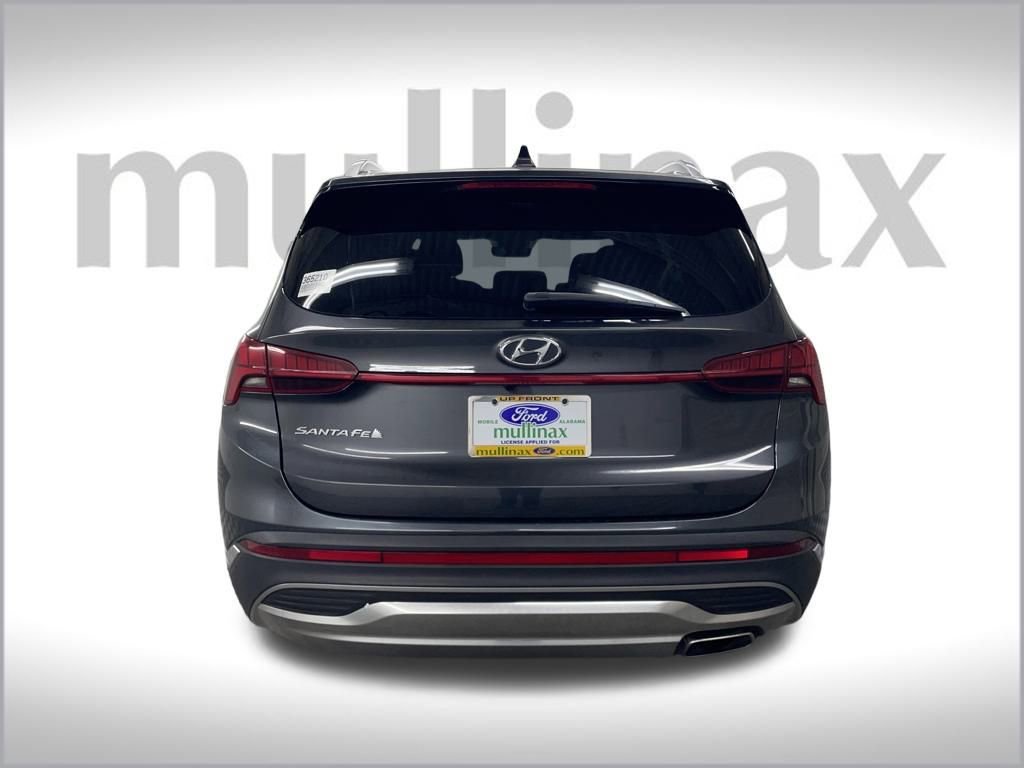 Used 2021 Hyundai Santa Fe SEL w/ Convenience Package image 4