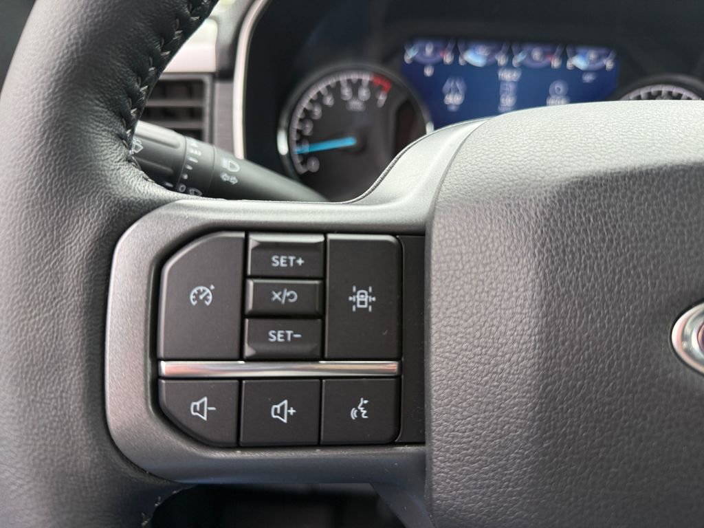 Certified 2022 Ford F150 XLT w/ Equipment Group 302A High image 21