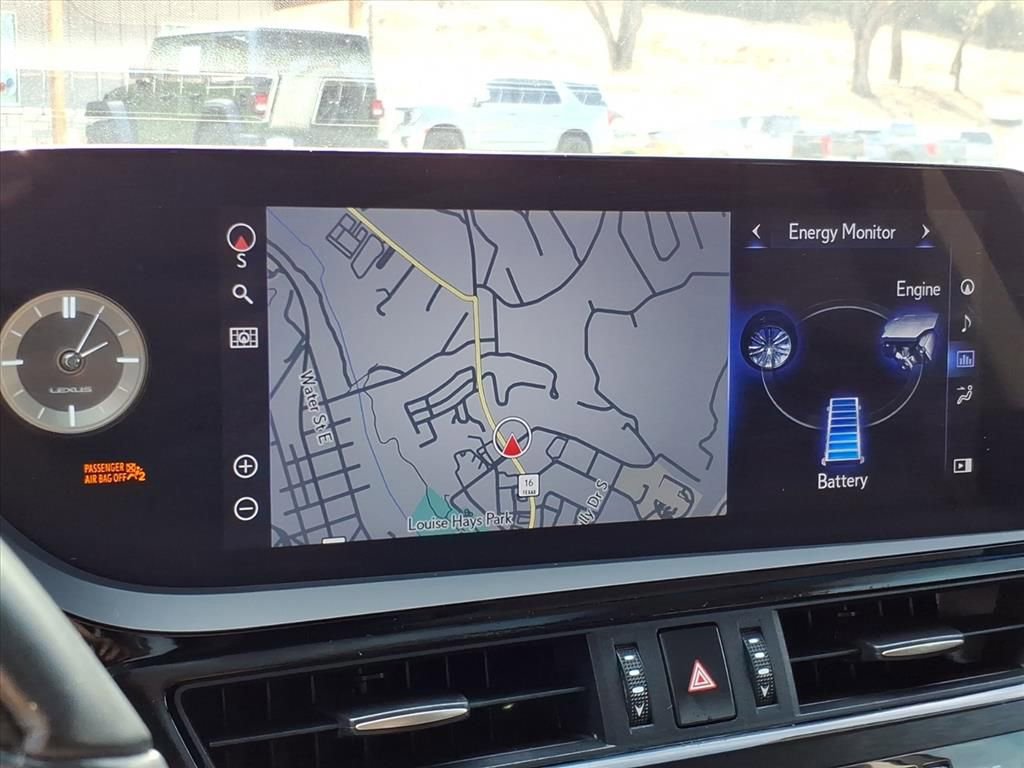 Used 2022 Lexus ES 300h Ultra Luxury w/ Accessory Package 2 image 20