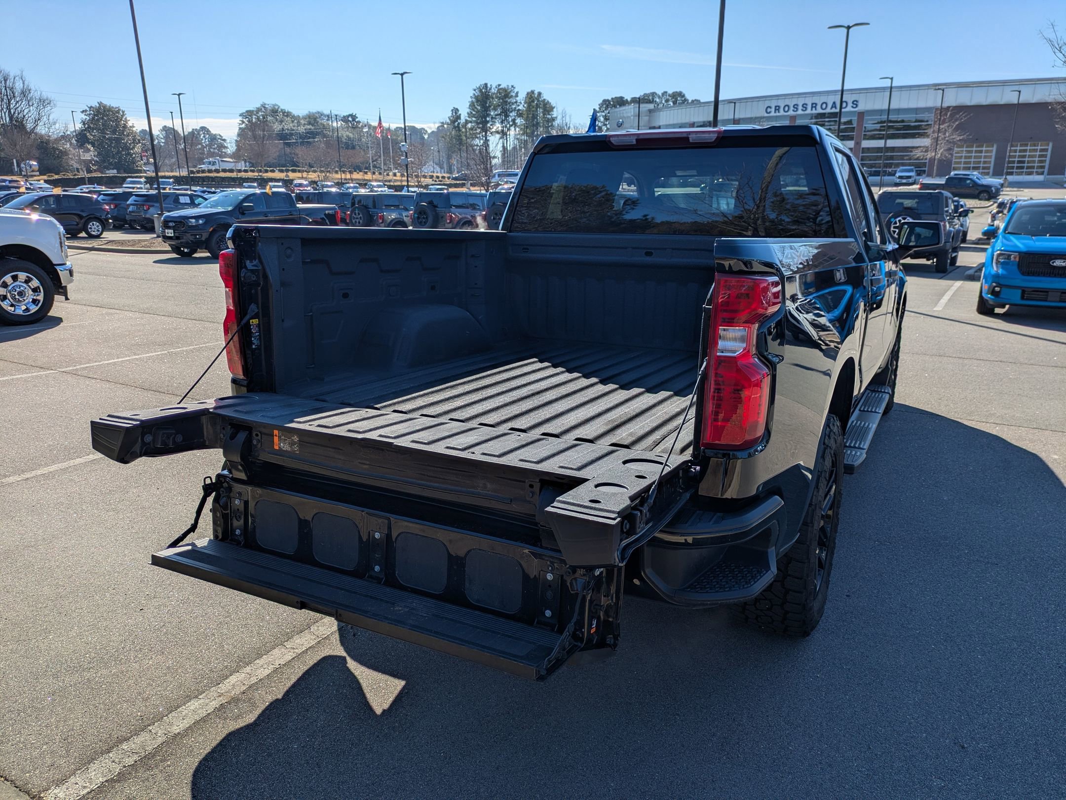 Used 2024 Chevrolet Silverado 1500 Custom image 31