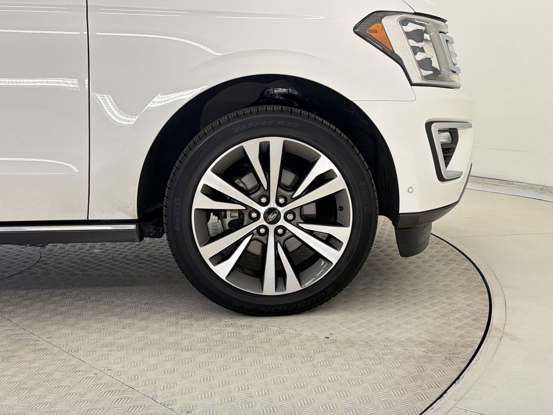 Certified 2021 Ford Expedition Max Limited image 12