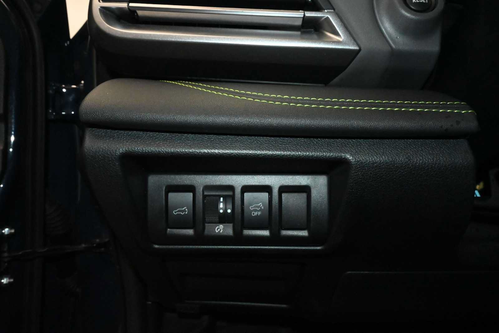 Used 2025 Subaru Outback Onyx Edition AWD/4WD image 18