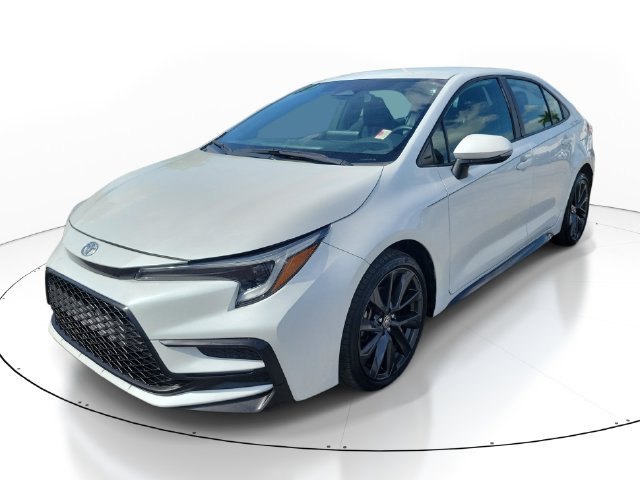 Used 2024 Toyota Corolla SE FWD image 4