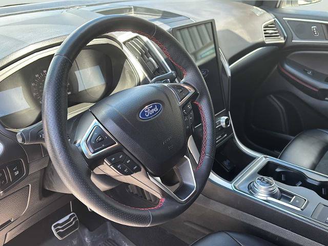 Certified 2024 Ford Edge ST-Line w/ Class II Trailer Tow Package AWD/4WD image 13