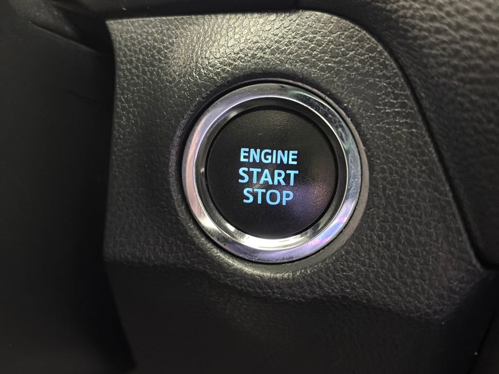 Used 2020 Toyota RAV4 Adventure image 22