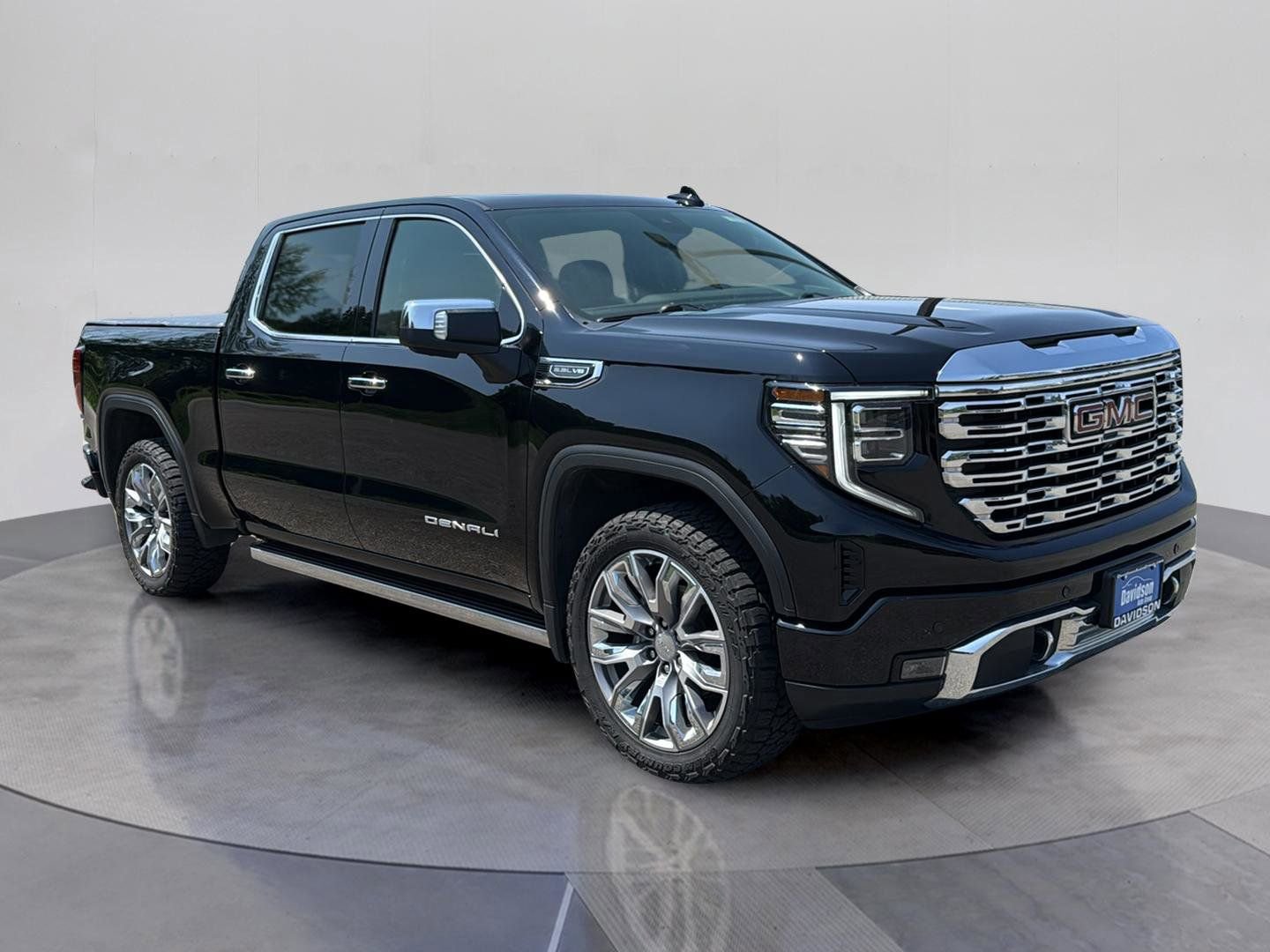 Used 2022 GMC Sierra 1500 Denali w/ Denali Reserve Package image 9