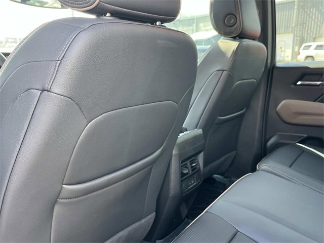 Used 2024 GMC Canyon Denali image 21