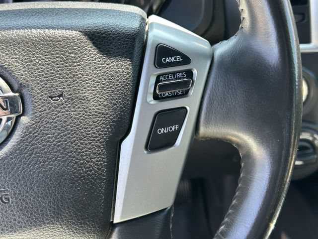 Used 2018 Nissan Titan SV w/ SV Convenience Package AWD/4WD image 23