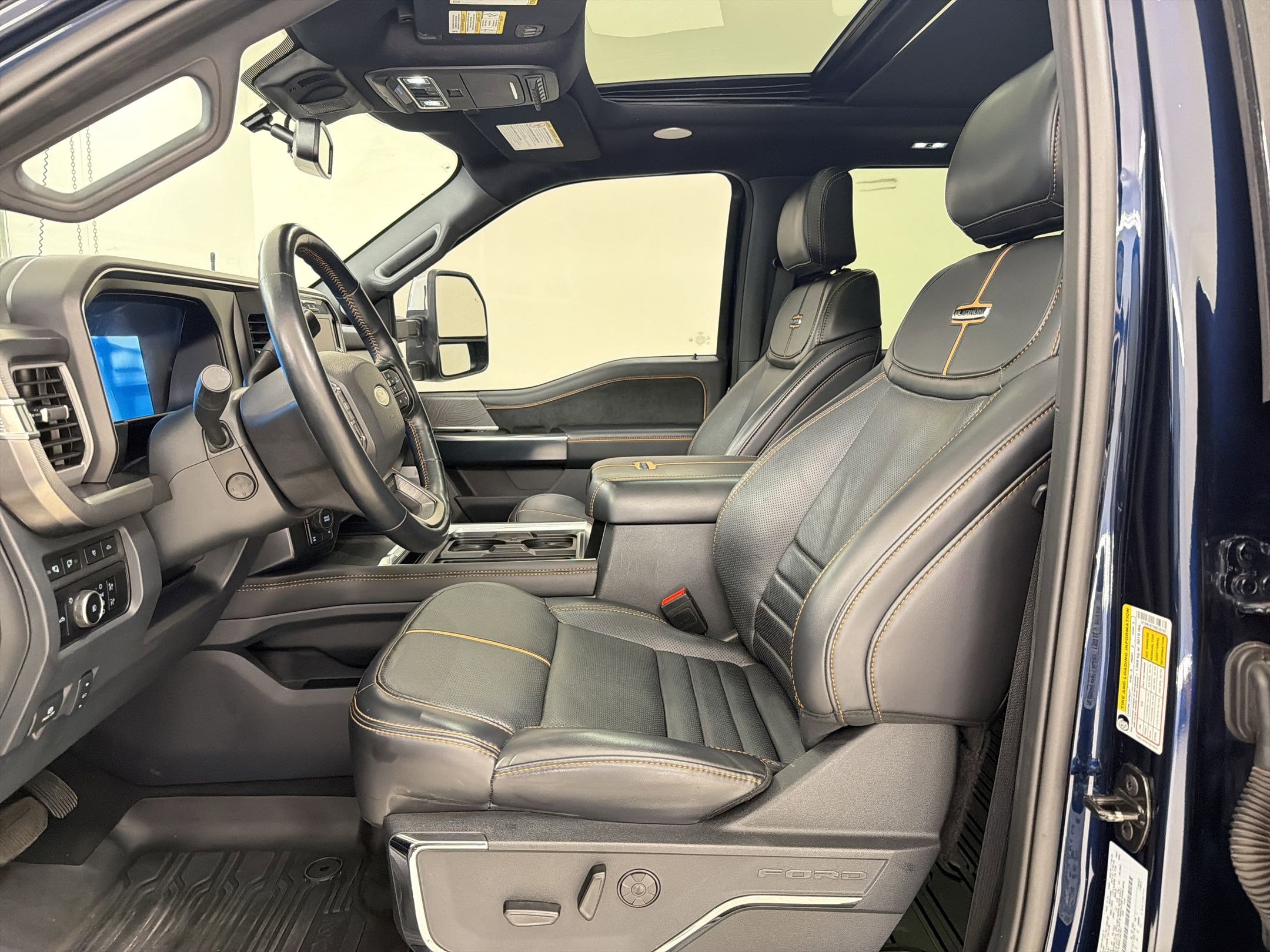 Certified 2024 Ford F250 Platinum AWD/4WD image 5