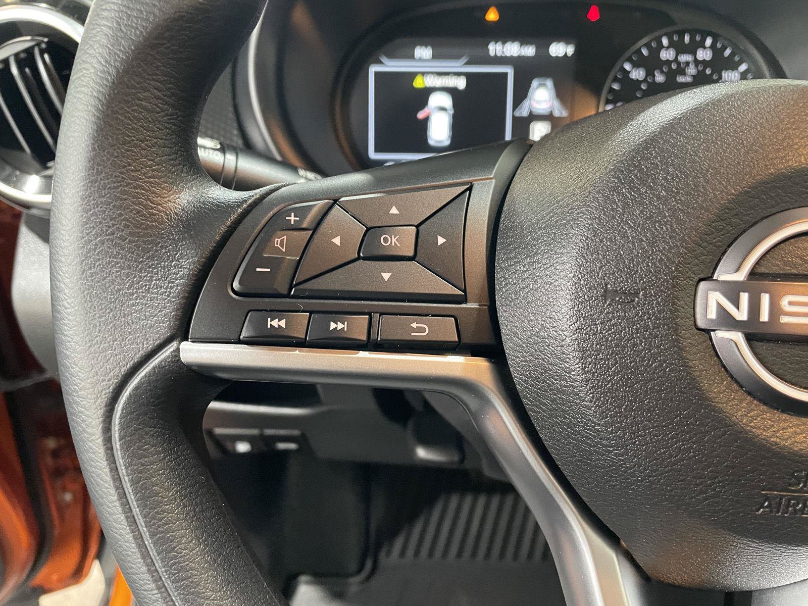 Used 2023 Nissan Kicks SV FWD image 14