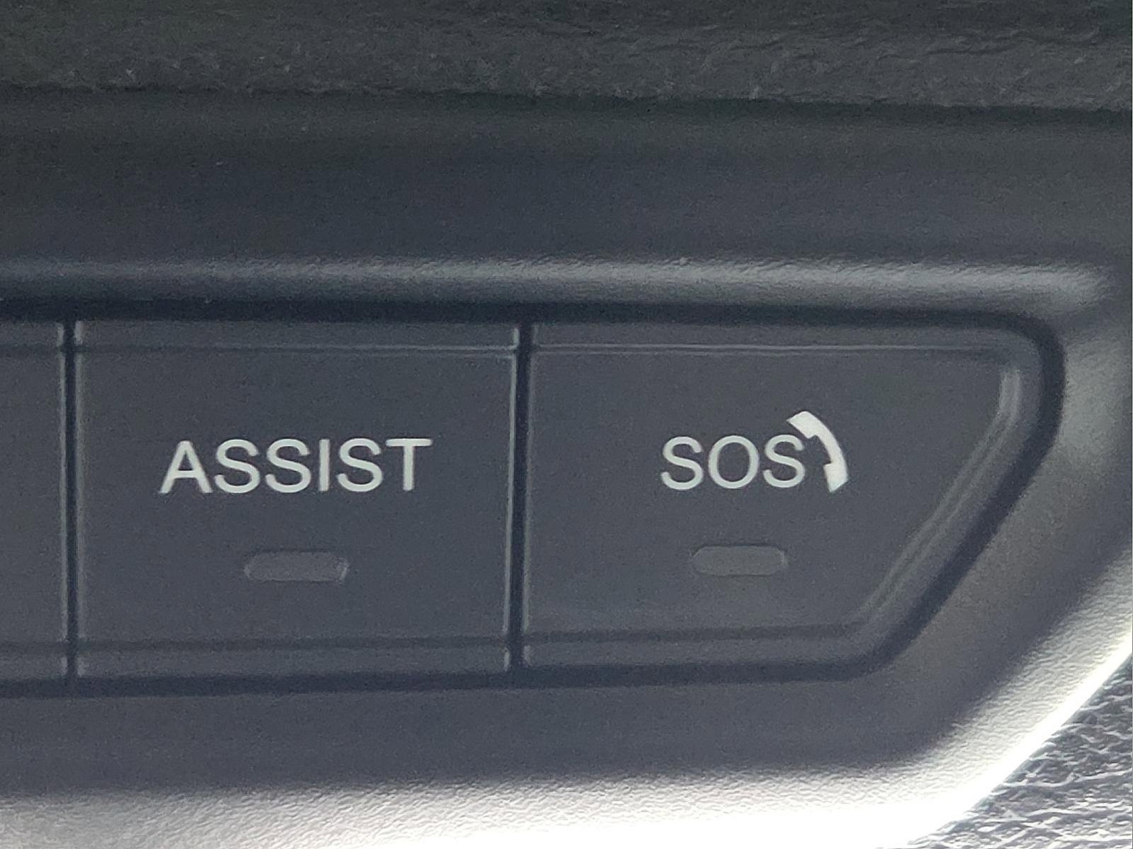 Used 2022 Jeep Wrangler Unlimited Sahara w/ Cold Weather Group image 21