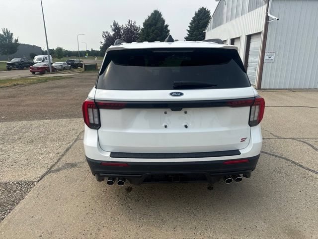 Certified 2025 Ford Explorer ST AWD/4WD image 11