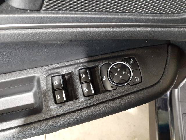 Certified 2020 Ford Edge SE FWD image 11