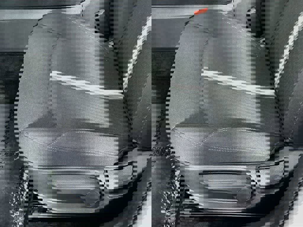 Used 2025 Hyundai Sonata SE FWD image 28