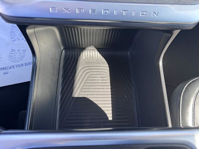 Certified 2025 Ford Expedition Platinum AWD/4WD image 21