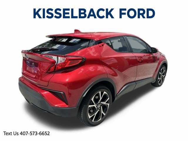 Used 2020 Toyota C-HR XLE FWD image 4