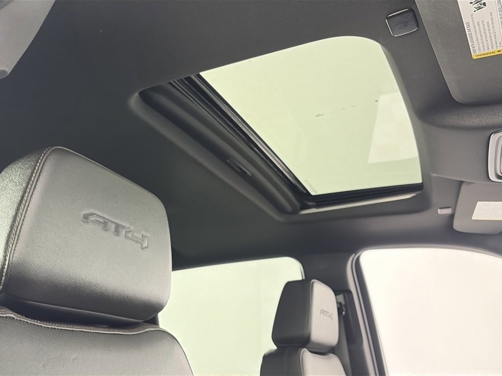 Used 2024 GMC Sierra 3500 AT4 w/ Technology Package image 32