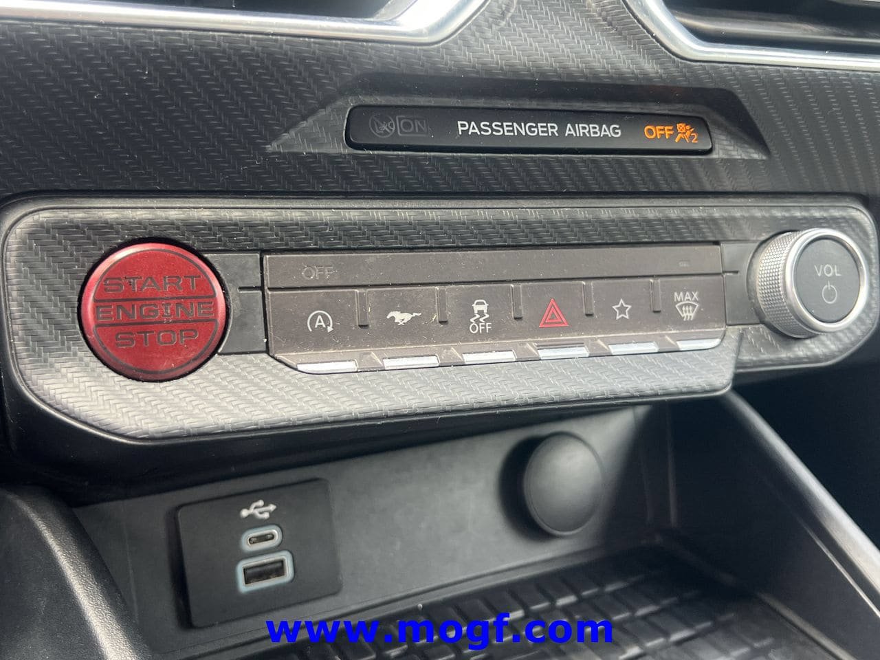 Certified 2024 Ford Mustang Premium RWD image 9