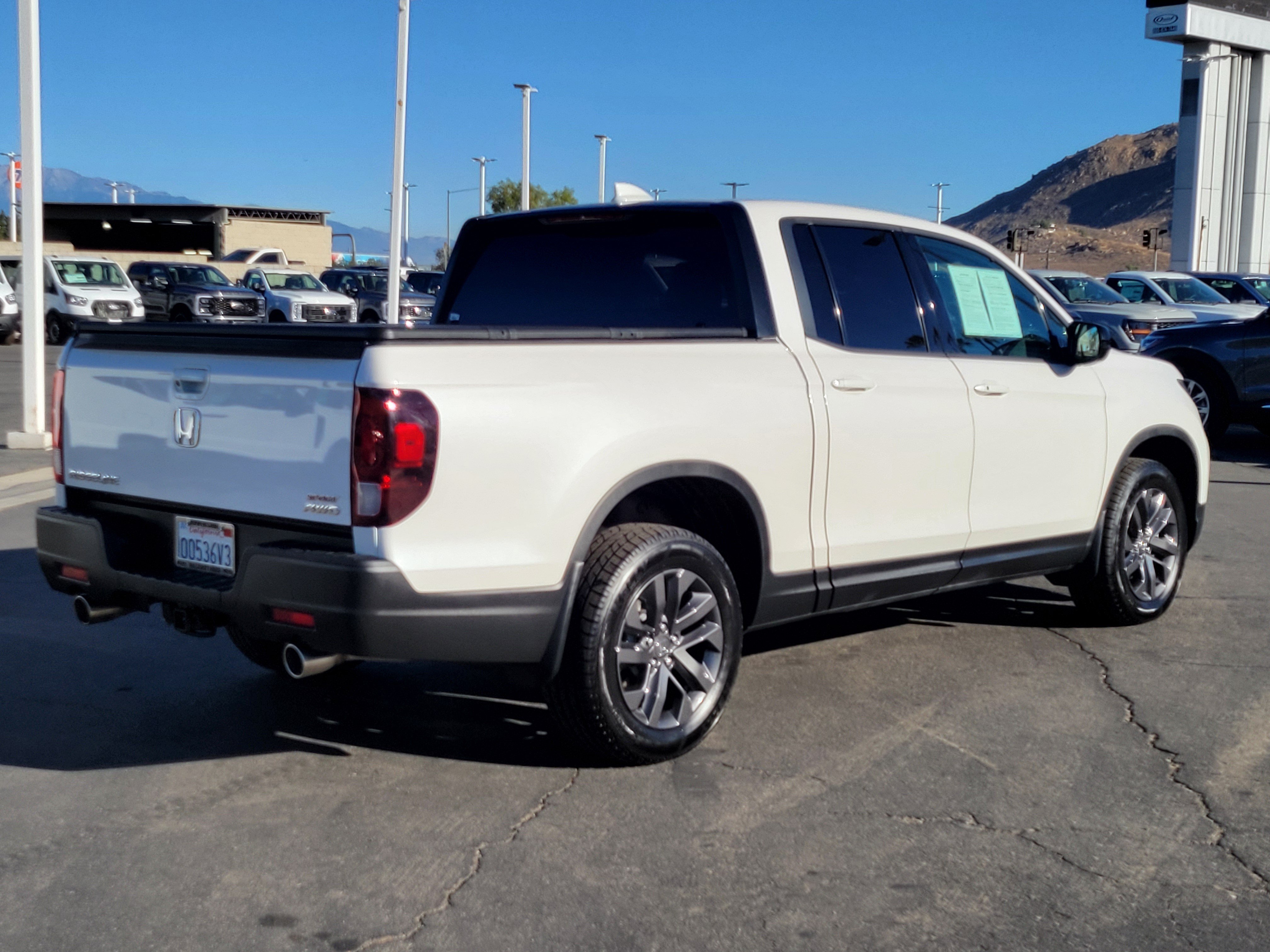 Used 2023 Honda Ridgeline Sport image 2