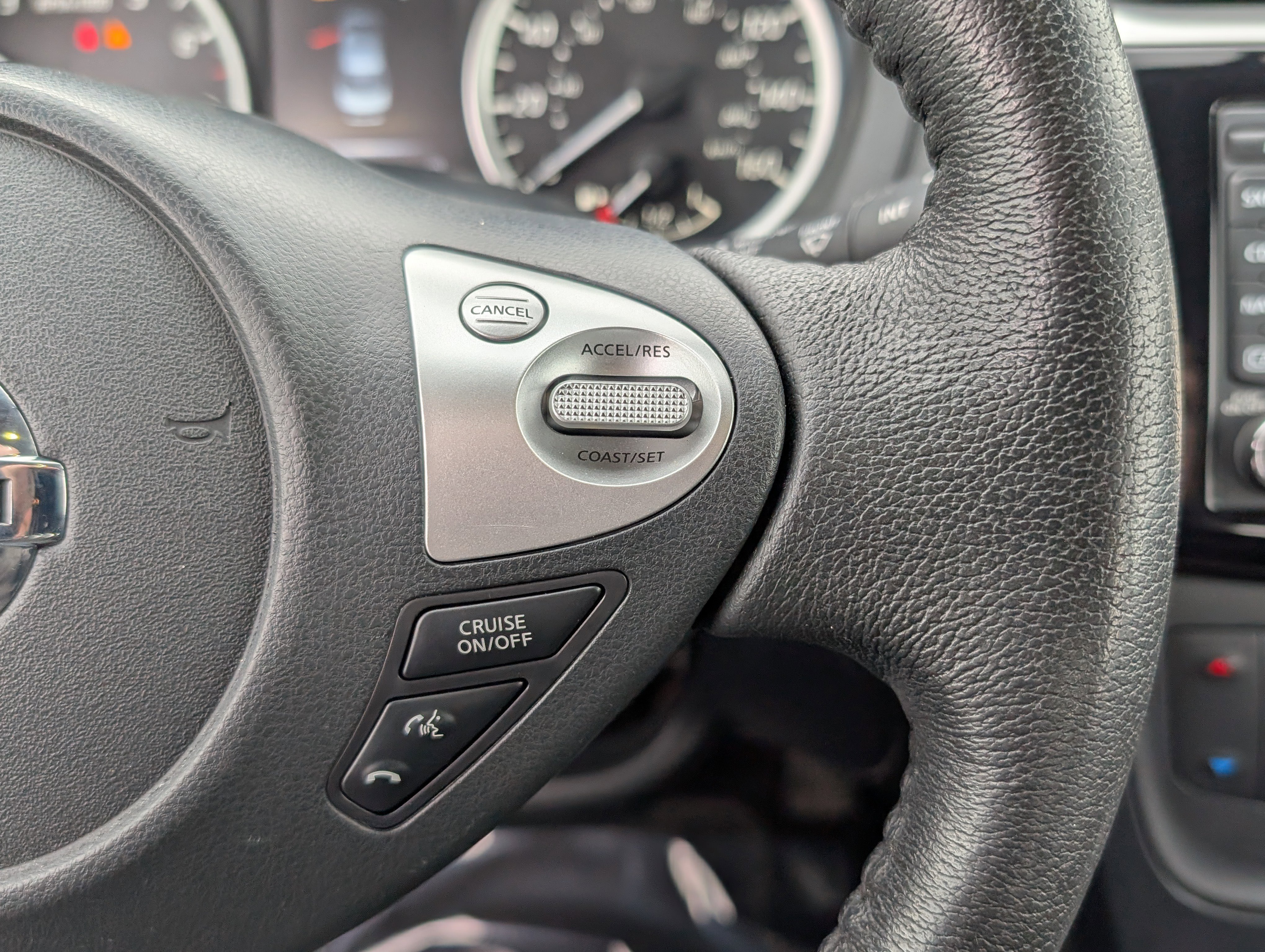 Used 2018 Nissan Sentra SV w/ Premium Package (P01) image 19