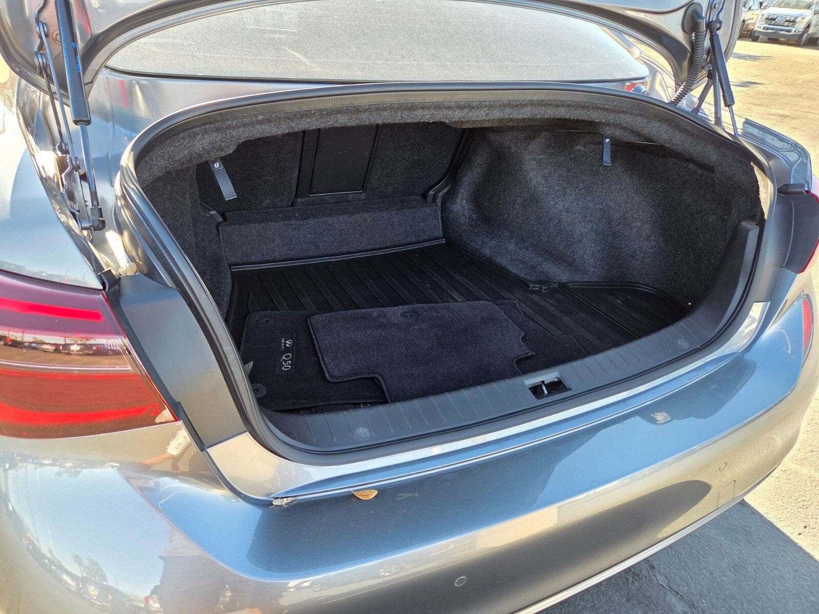 Used 2019 INFINITI Q50 Red Sport 400 w/ Proactive Package image 14